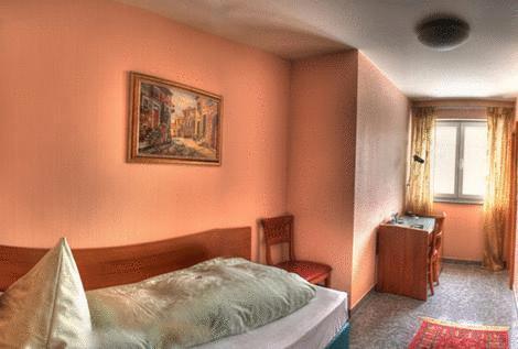 Hotel & Restaurant Garda Дармштадт Номер фото